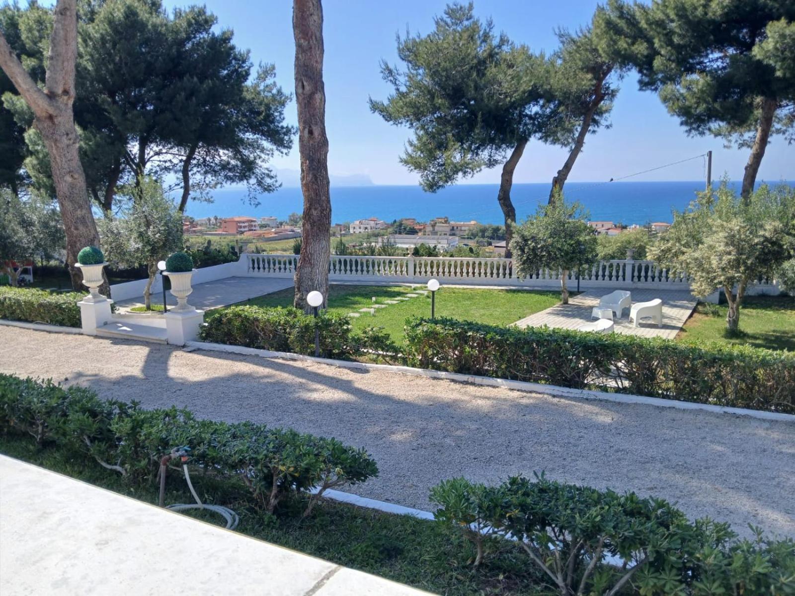 Villa Nunziatella Badia Trappeto  Bagian luar foto