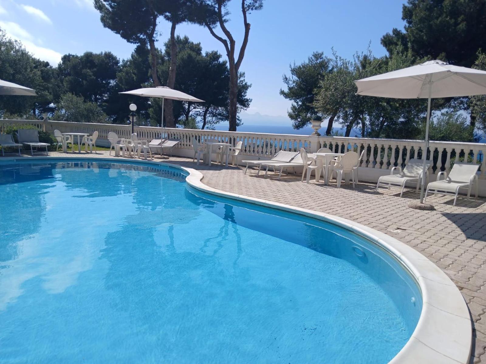 Villa Nunziatella Badia Trappeto  Bagian luar foto